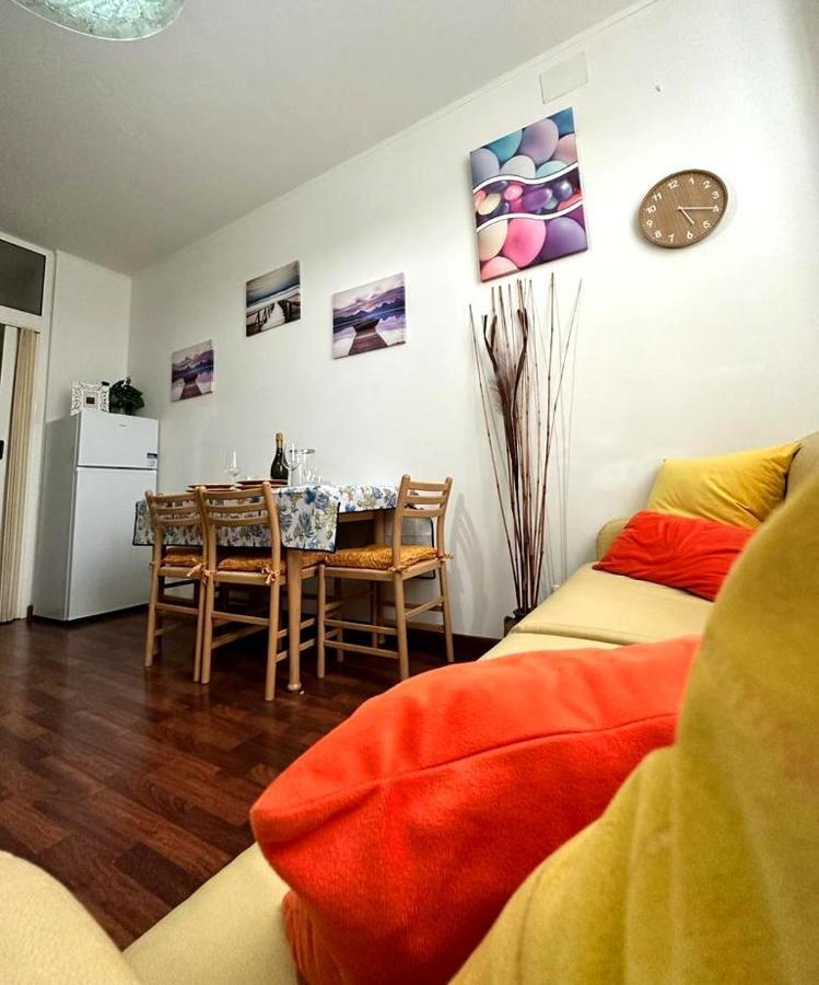 Ah Beach House Crociera Lägenhet Savona Exteriör bild