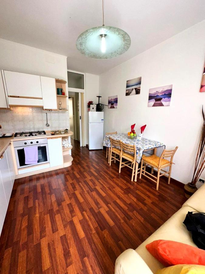 Ah Beach House Crociera Lägenhet Savona Exteriör bild